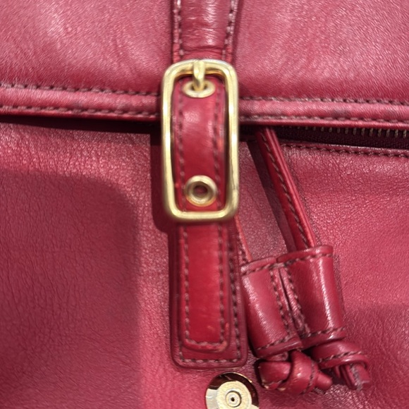 Vintage authentic red leather Coach backpack with gold hardware. - Picture 7 of 9